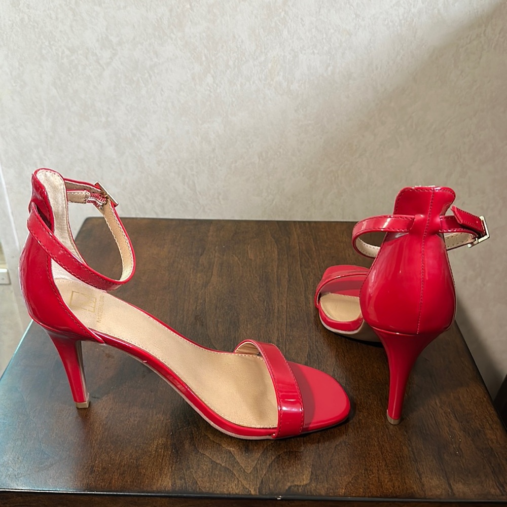 Red 4 inch Material Girl heels size 10